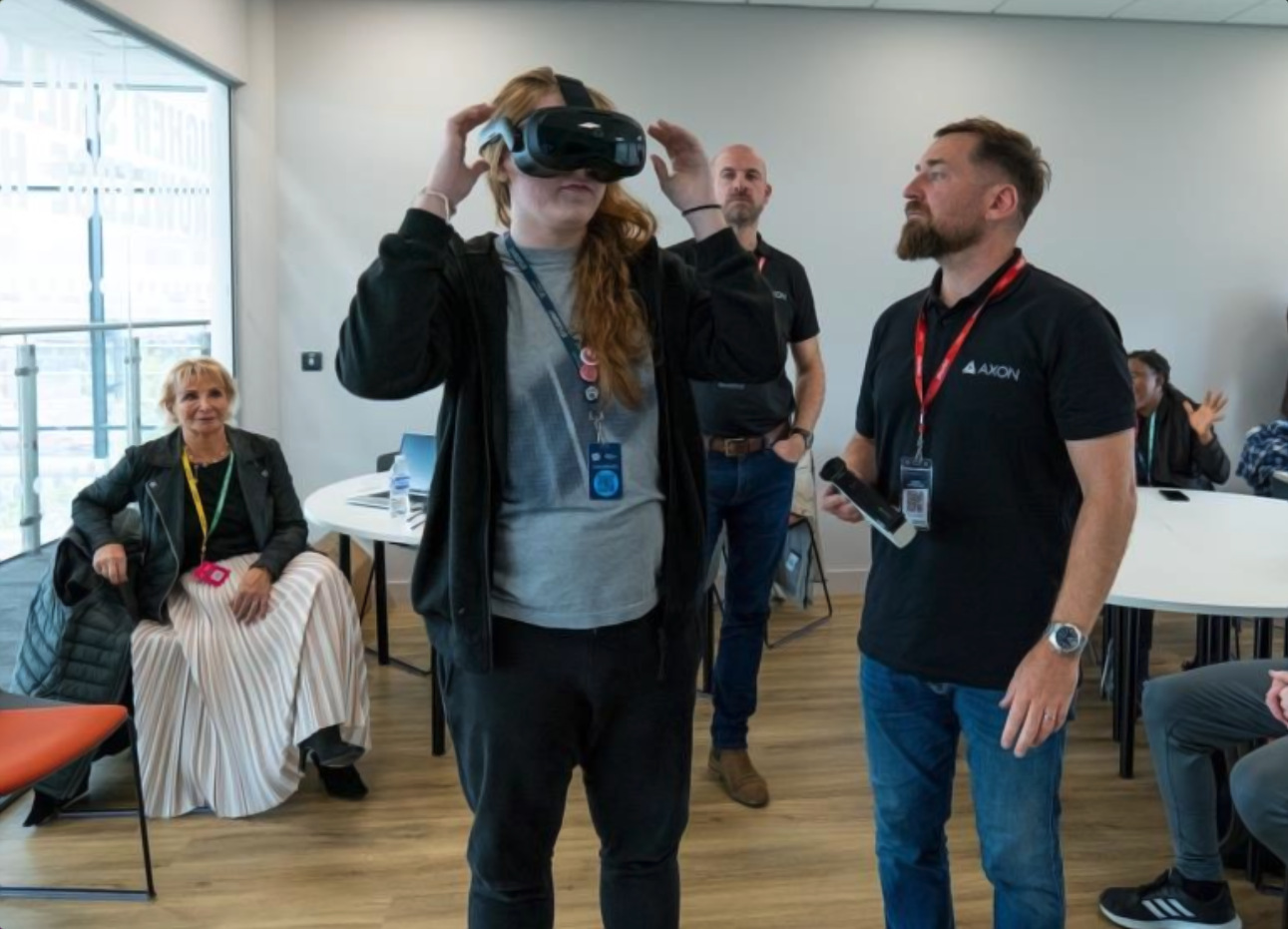 A students wearing a virtual reality headset